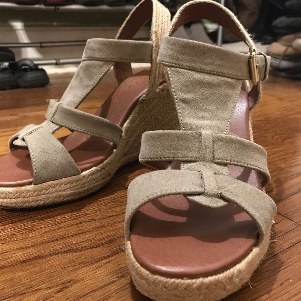 Skechers wedges